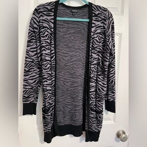 Torrid Black and Gray Zebra Print Women's Sweater